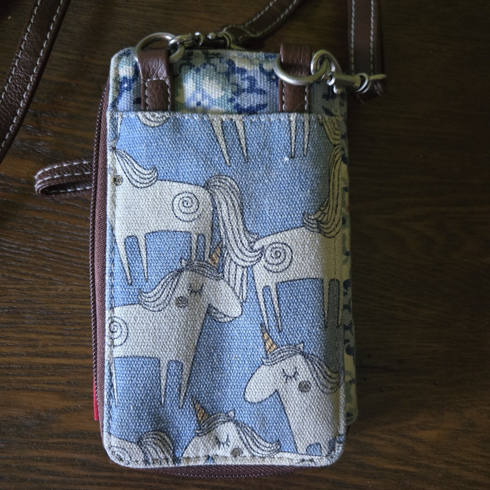 UNIONBAY Unicorn Patterned Crossbody Or Wristlet Wallet - Preloved - Picture 4 of 7